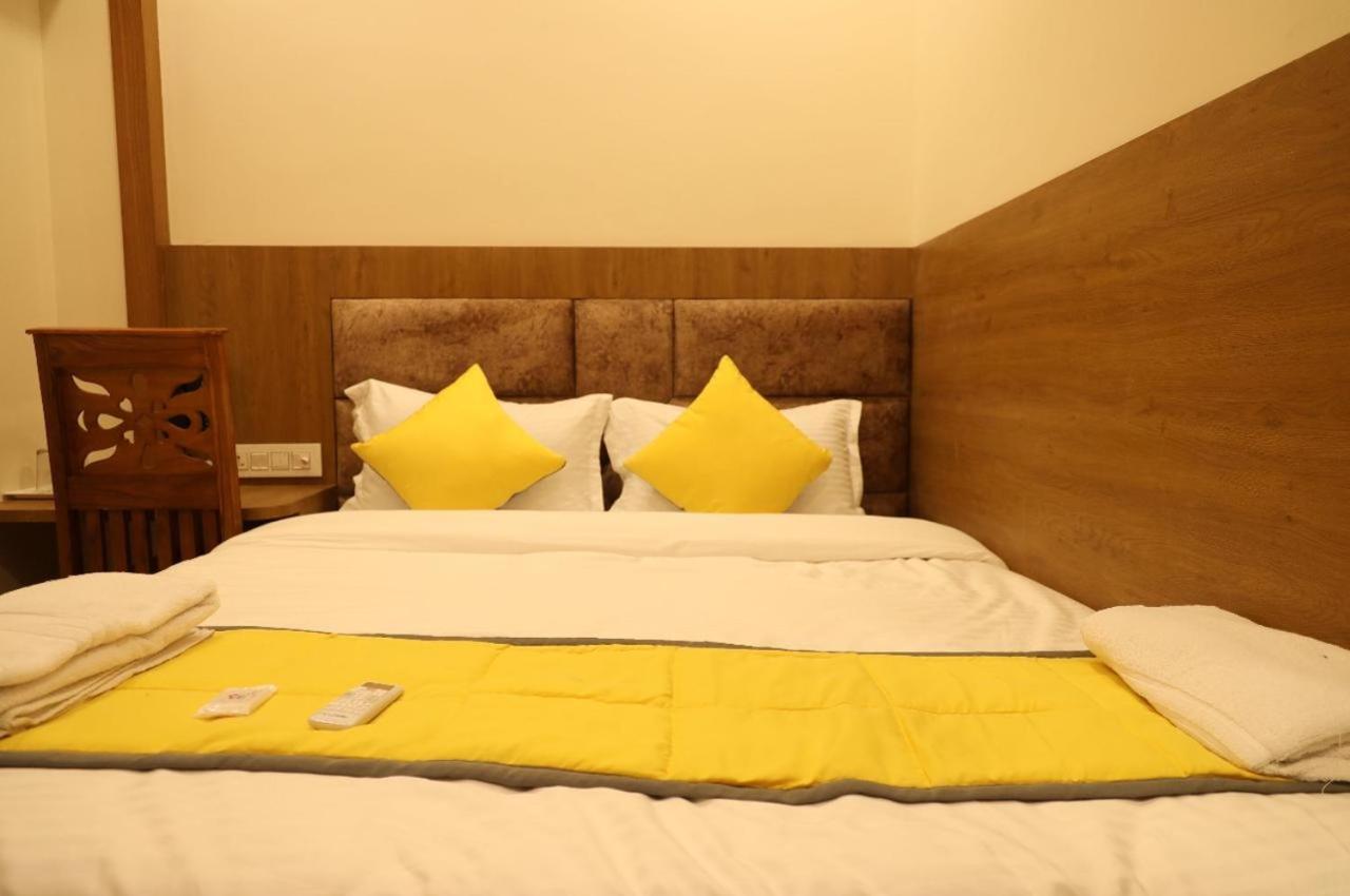 Hotel President Park Coimbatore Room photo